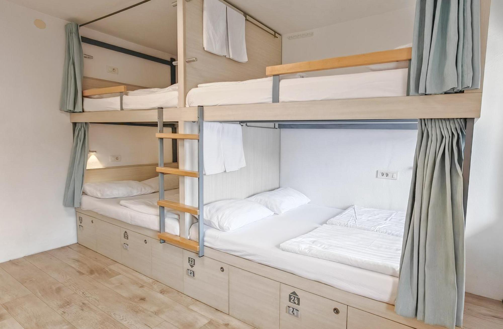 Premium Hostel Kobarid Bagian luar foto